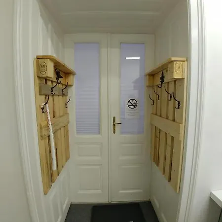 Aparthostel Albergue *