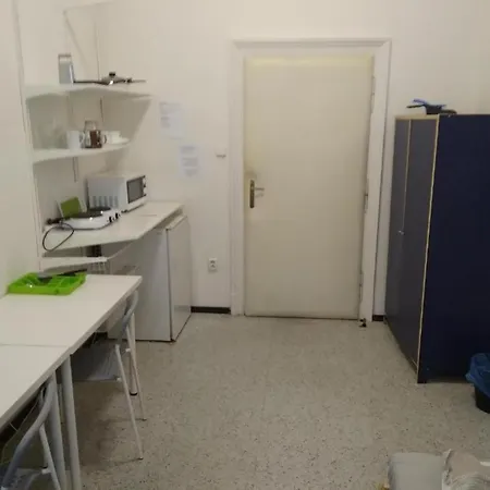 Aparthostel Albergue *