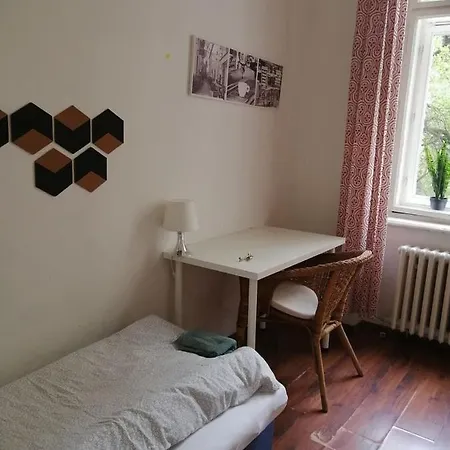 Aparthostel Albergue *